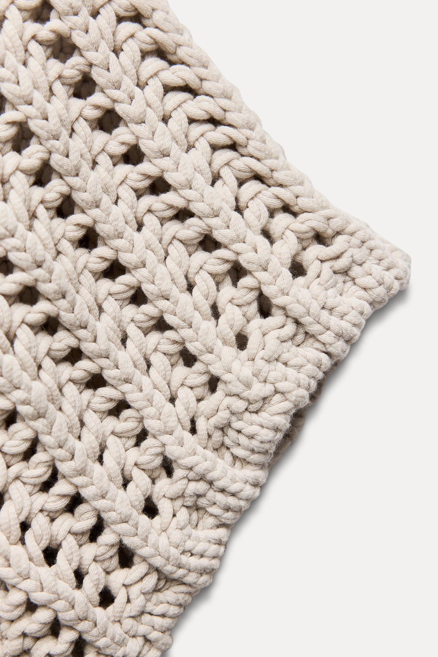 THICK KNIT TOP WITH SIDE TIES