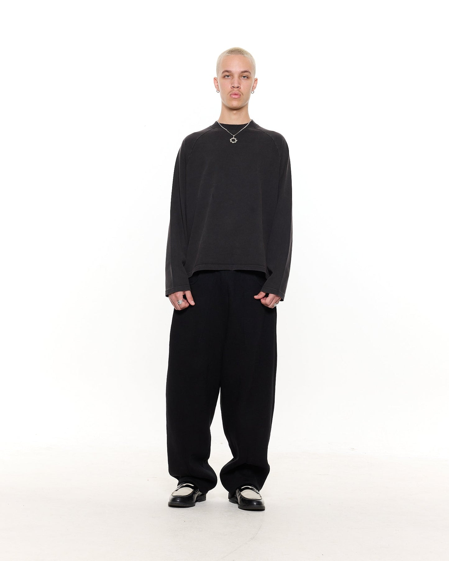 LONG SLEEVE T-SHIRT – FADED BLACK
